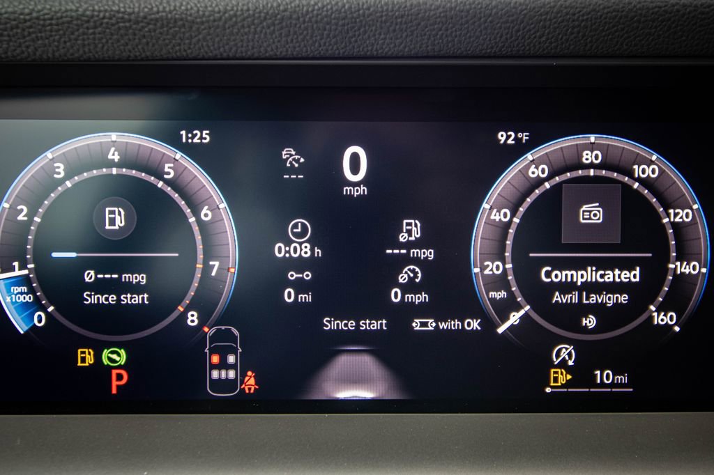 New 2026 Volkswagen Tiguan SE FWD image 41