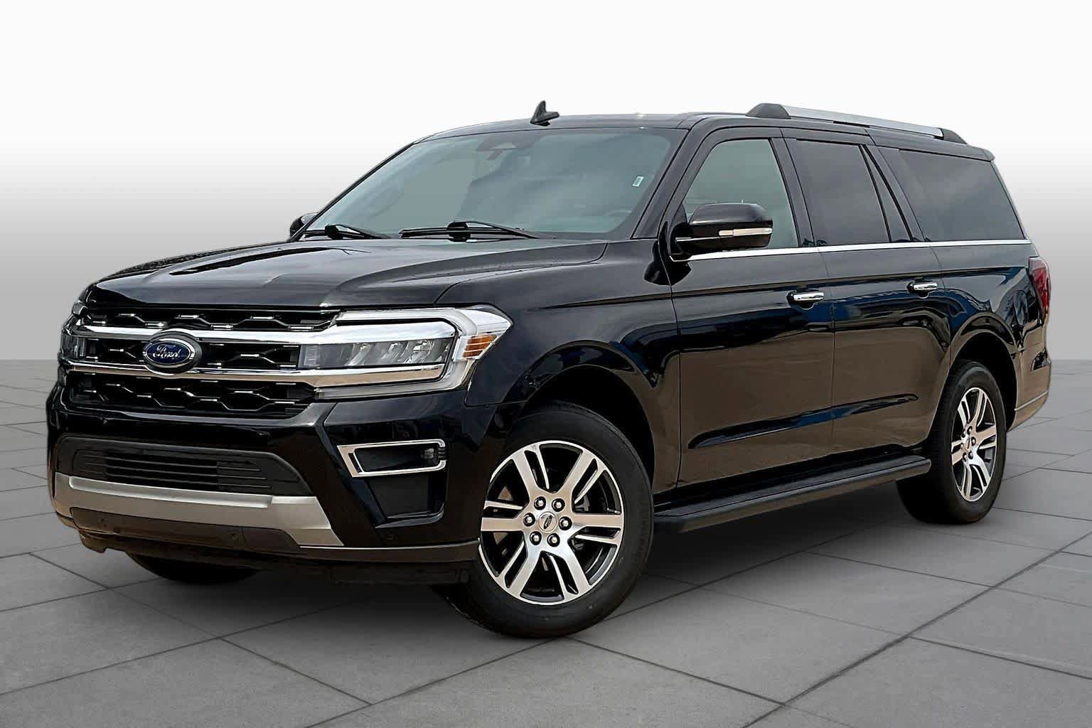Used 2024 Ford Expedition Max Limited RWD image 3