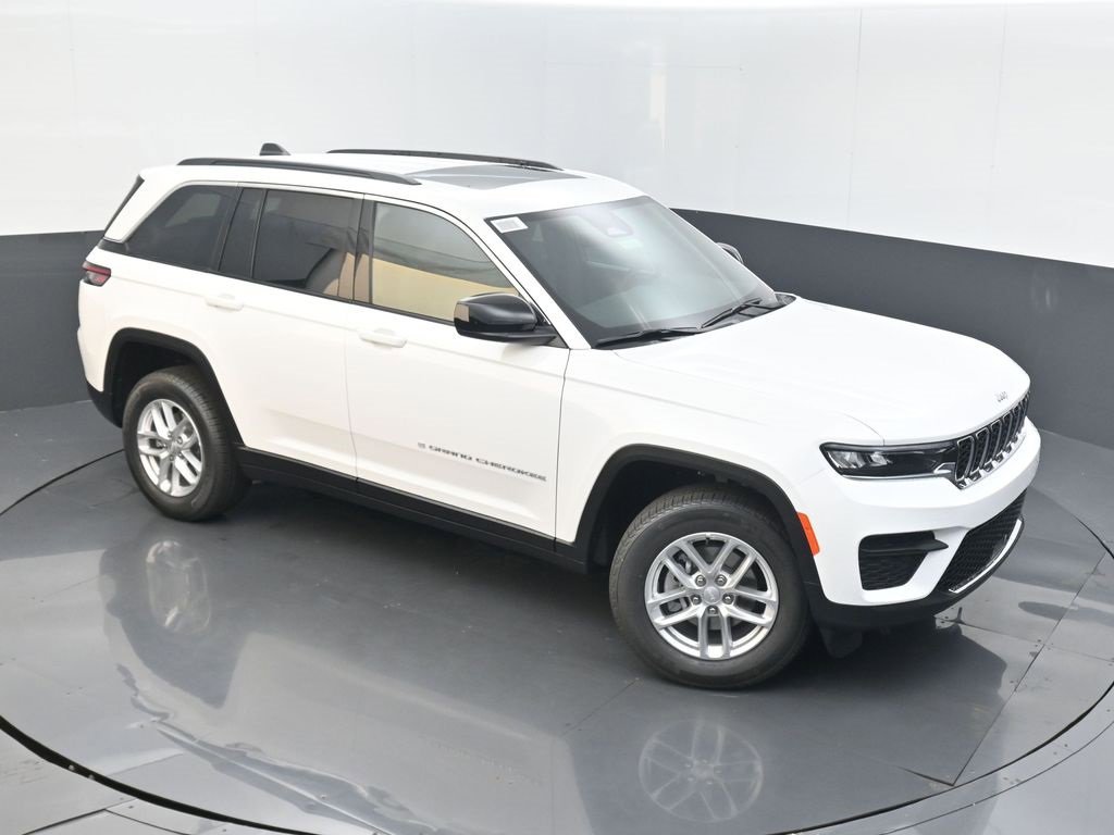 New 2025 Jeep Grand Cherokee Laredo X w/ Luxury Tech Group I image 30
