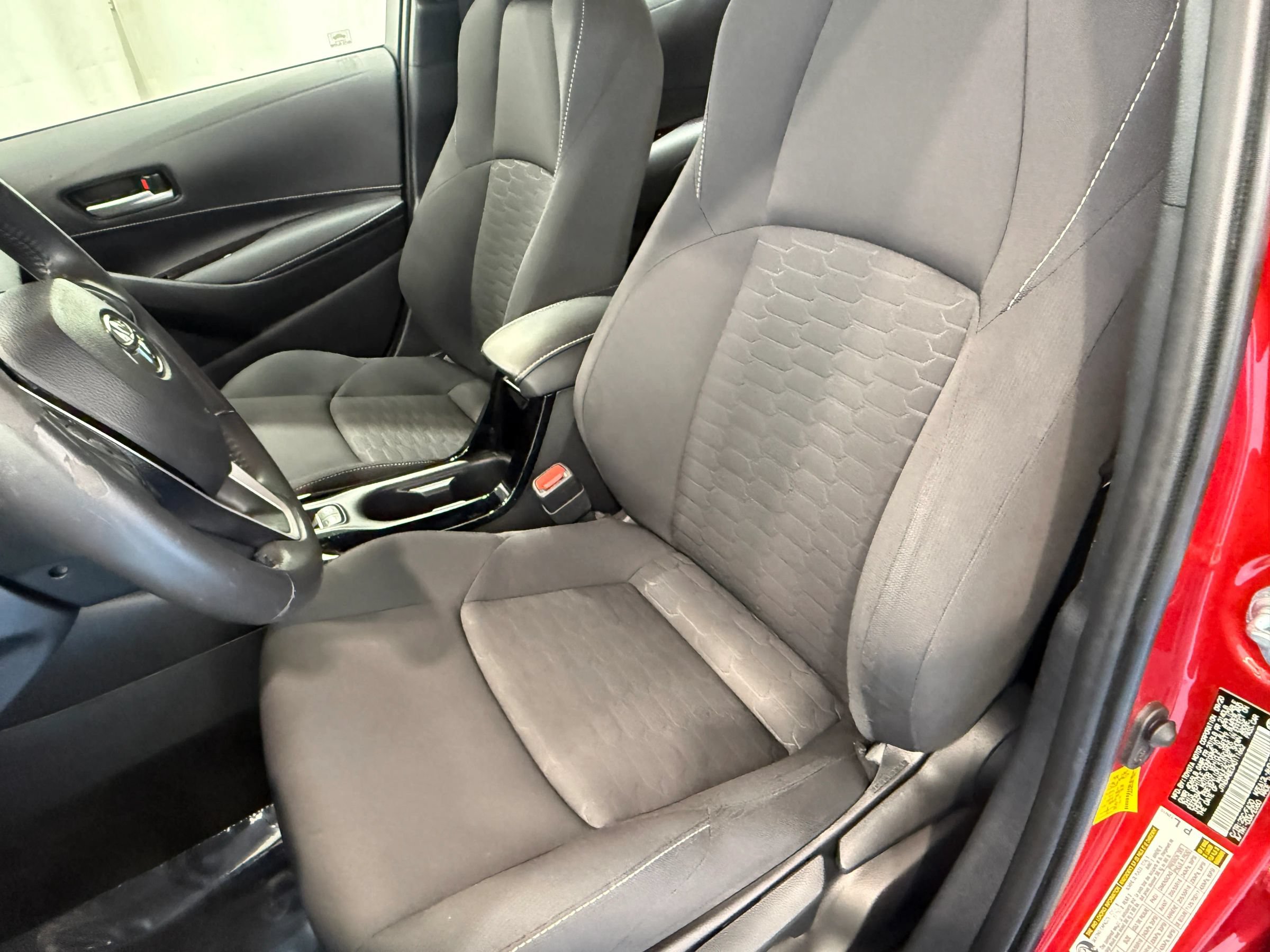 Used 2021 Toyota Corolla SE FWD image 27