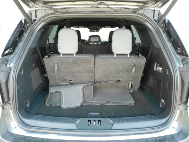 Used 2026 Ford Explorer ST-Line w/ ST-Line Street Pack AWD/4WD image 25