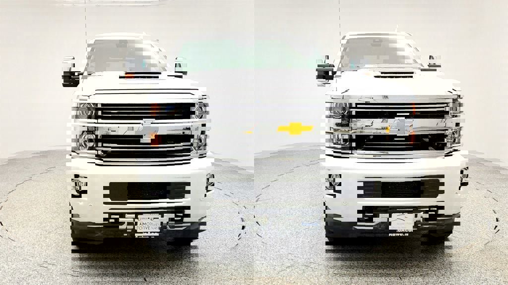 Used 2019 Chevrolet Silverado 3500 High Country w/ Duramax Plus Package image 2