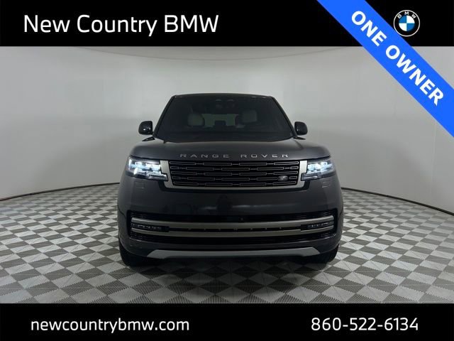 Used 2025 Land Rover Range Rover SE image 2