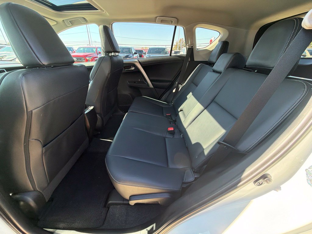 Used 2015 Toyota RAV4 Limited w/ Technology Package AWD/4WD image 25
