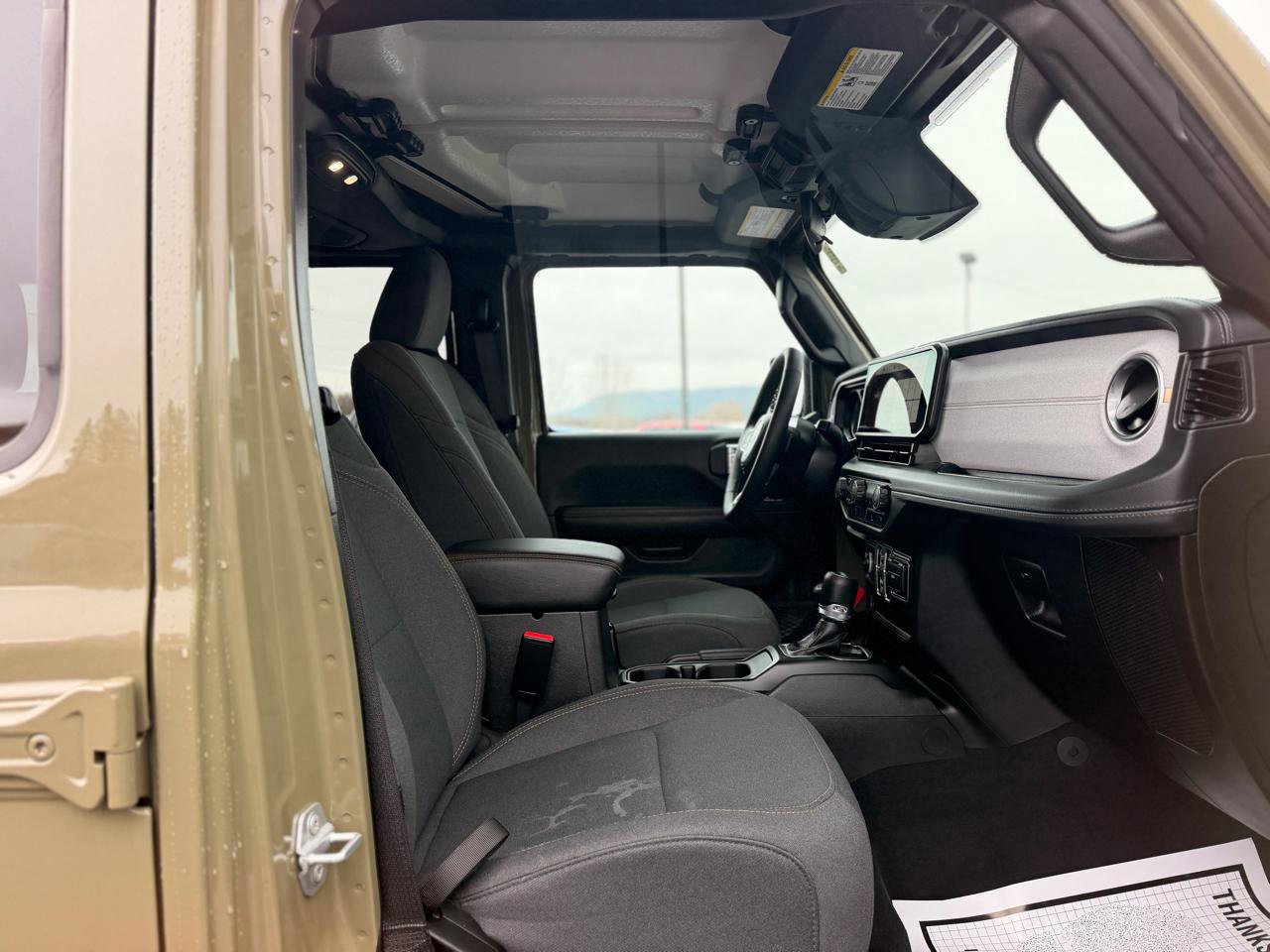 Used 2026 Jeep Wrangler Sahara AWD/4WD image 29