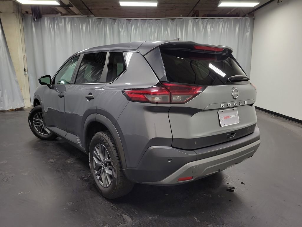 Used 2023 Nissan Rogue S image 6