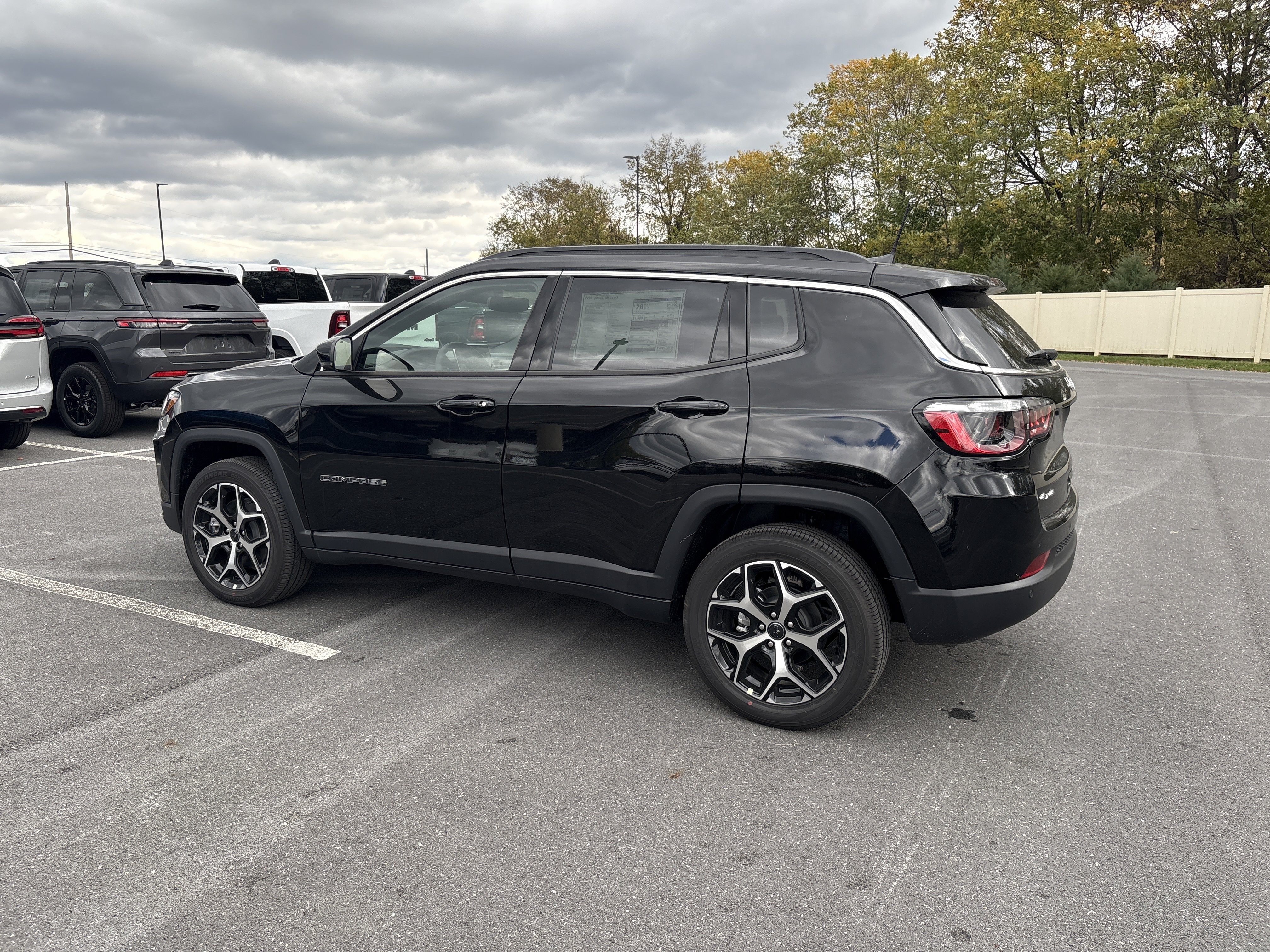 New 2026 Jeep Compass Limited AWD/4WD image 4