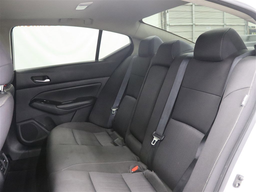 Used 2020 Nissan Altima 2.5 SV FWD image 16
