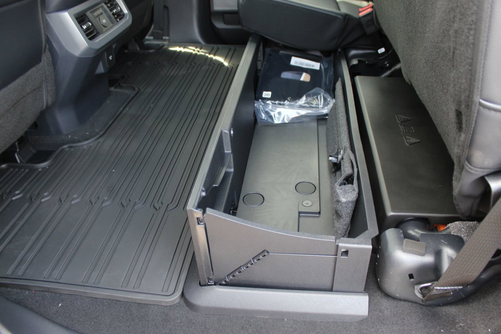 New 2026 Ford F350 Lariat AWD/4WD image 26