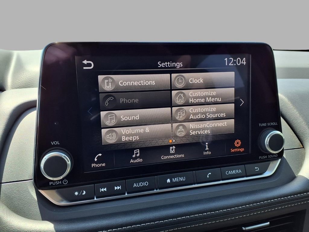 Used 2025 Nissan Rogue SV FWD image 7