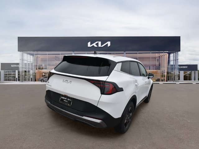New 2026 Kia Sportage LX w/ LX Convenience Package FWD image 4
