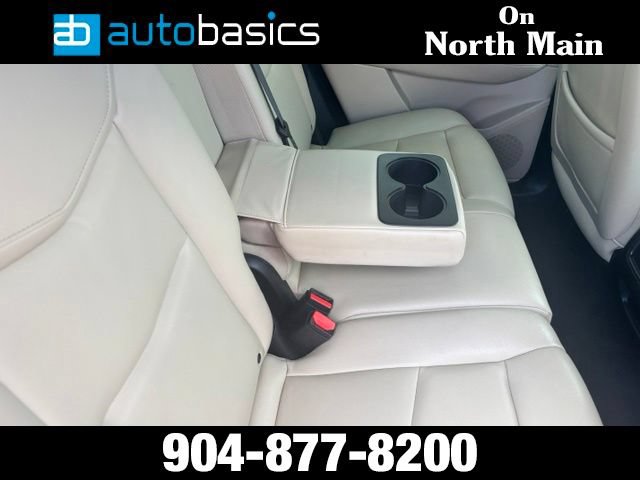 Used 2017 Cadillac XT5 FWD image 40