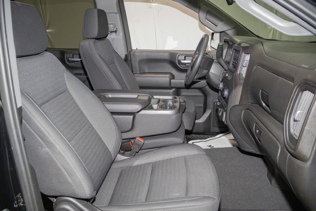 Used 2023 Chevrolet Silverado 1500 Custom AWD/4WD image 14