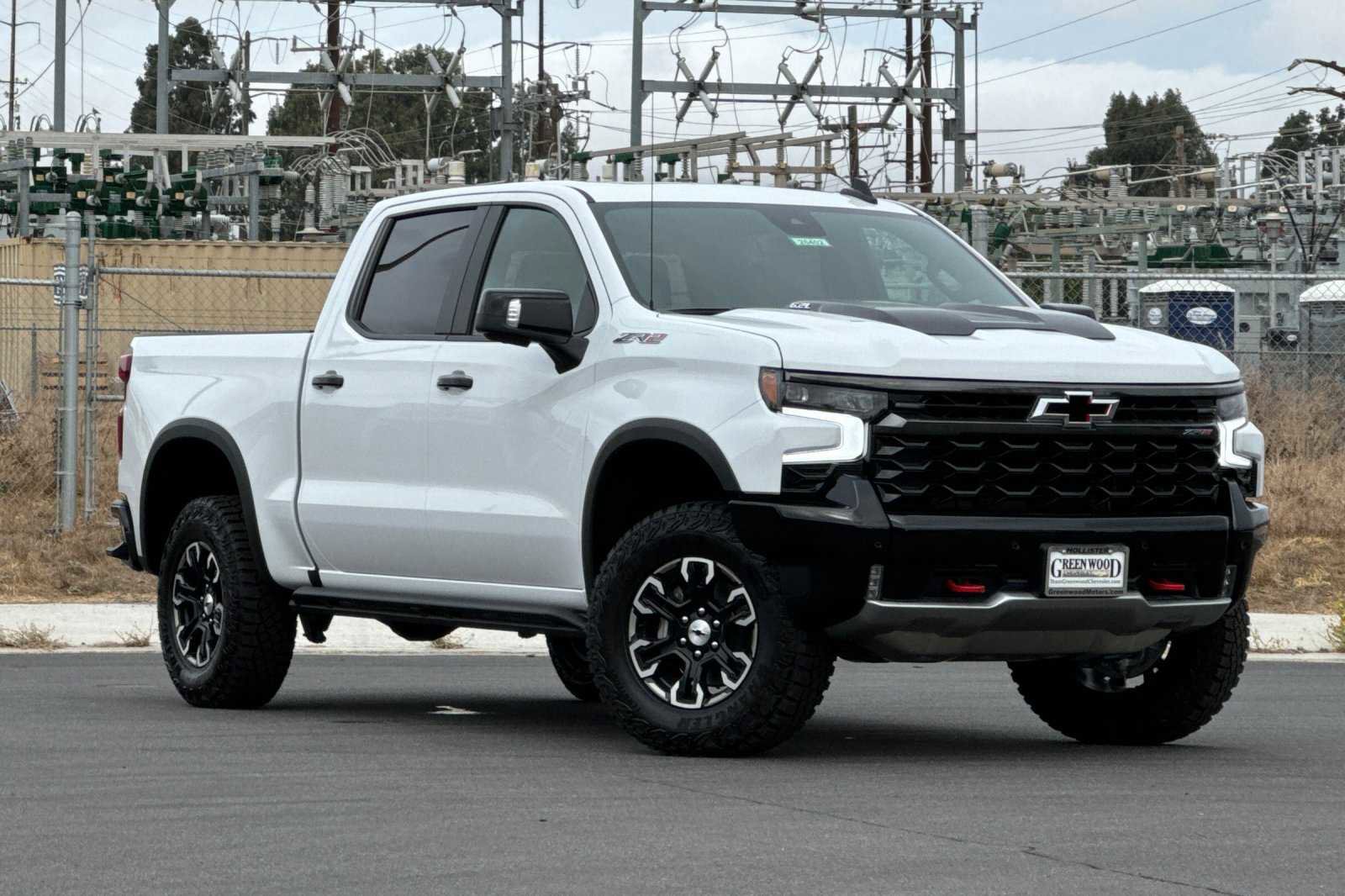 New 2026 Chevrolet Silverado 1500 ZR2 image 2
