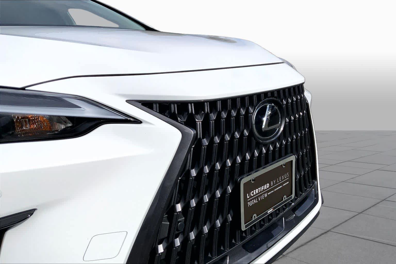 Certified 2026 Lexus NX 350h AWD w/ Accessory Package (Z1) image 30
