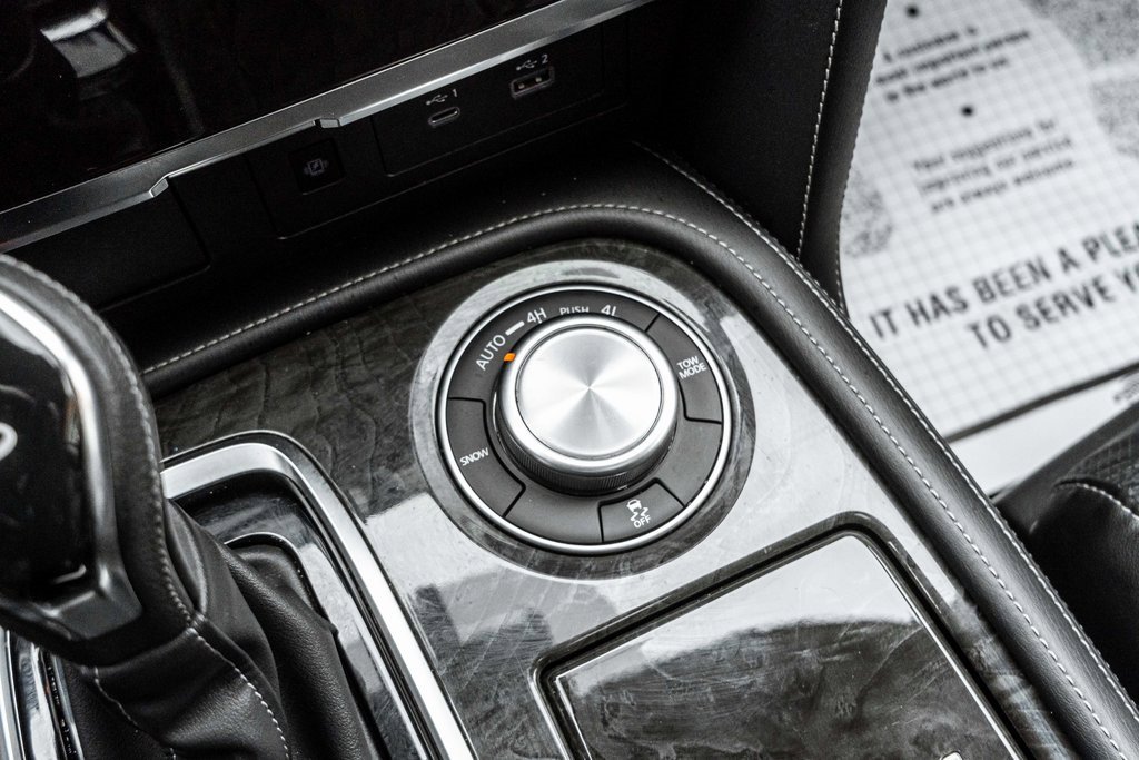 Used 2024 INFINITI QX80 Luxe image 23