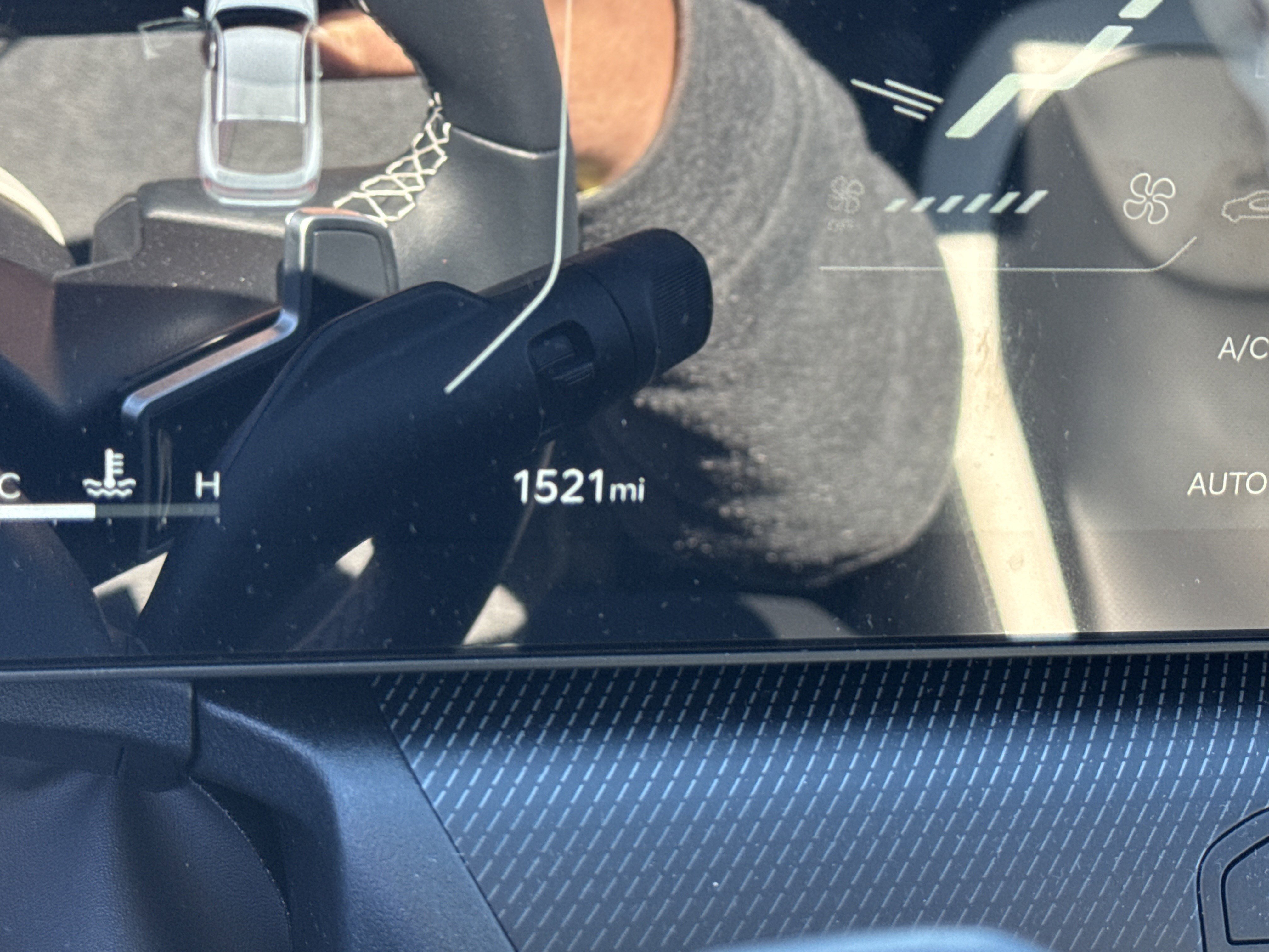 Certified 2025 Kia K4 GT-Line w/ GT-Line Premium Package image 28