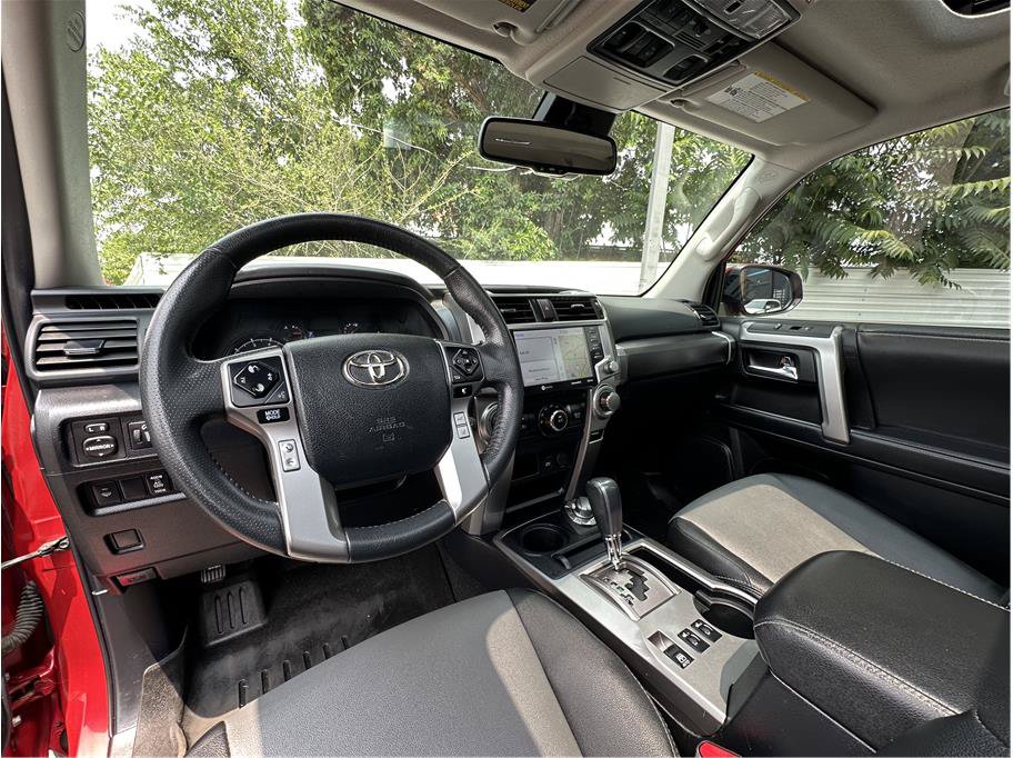 Used 2021 Toyota 4Runner SR5 Premium w/ Moonroof Package AWD/4WD image 2