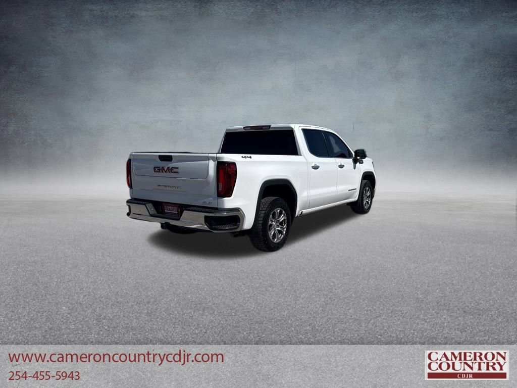 Used 2022 GMC Sierra 1500 SLT w/ SLT Convenience Package image 3