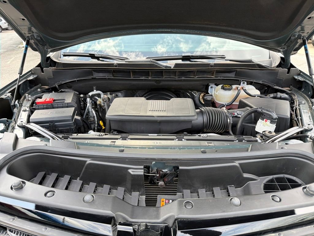 Used 2025 Cadillac Escalade Sport w/ Touring Package image 28