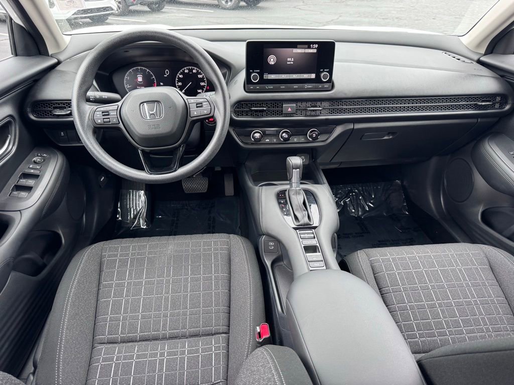 Used 2024 Honda HR-V LX image 5