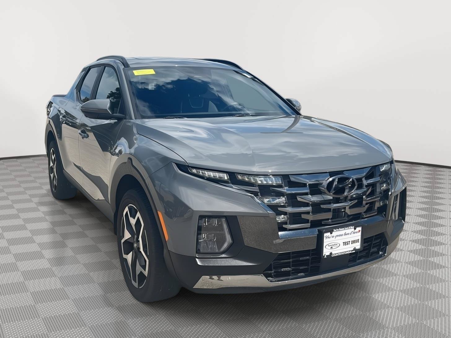Certified 2023 Hyundai Santa Cruz Limited w/ Launch Package AWD/4WD image 3