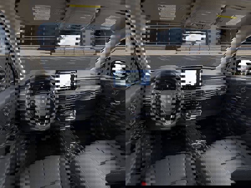 Used 2023 Lincoln Corsair Reserve w/ Equipment Group 202A image 9