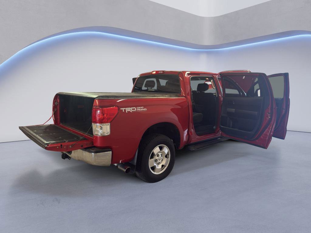 Used 2013 Toyota Tundra 4x4 CrewMax image 13