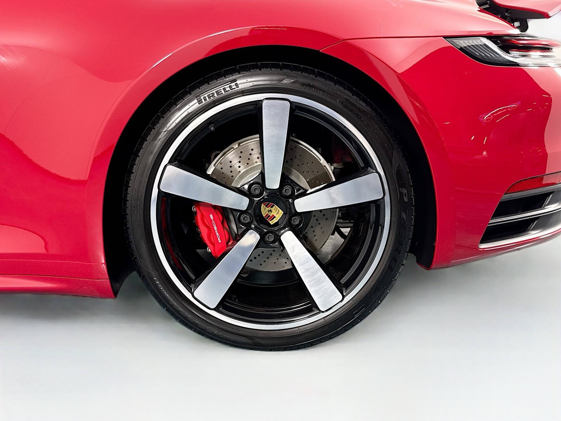 Used 2022 Porsche 911 Carrera S RWD image 31