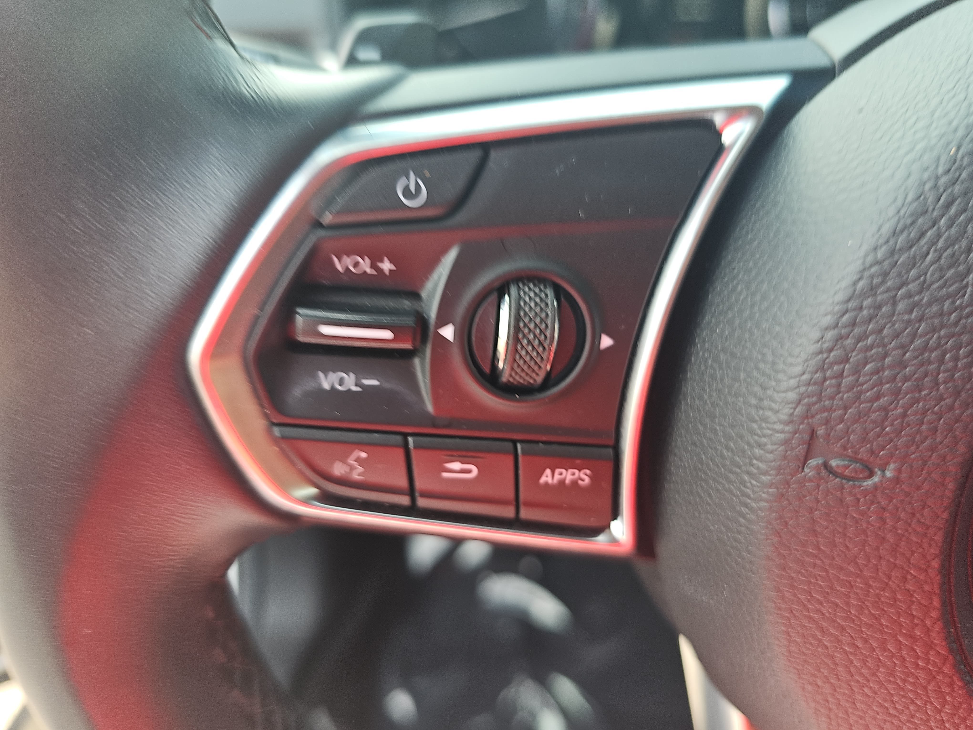 Used 2024 Acura RDX SH-AWD w/ Technology Package image 17