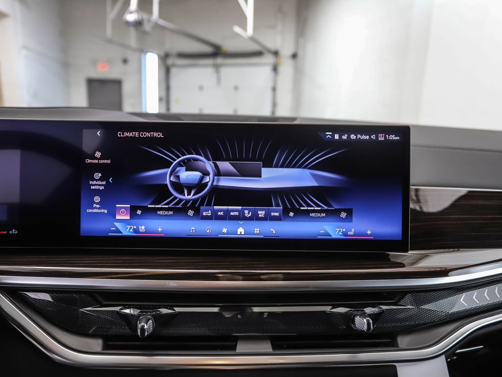 New 2026 BMW X5 xDrive40i w/ M Sport Package image 18