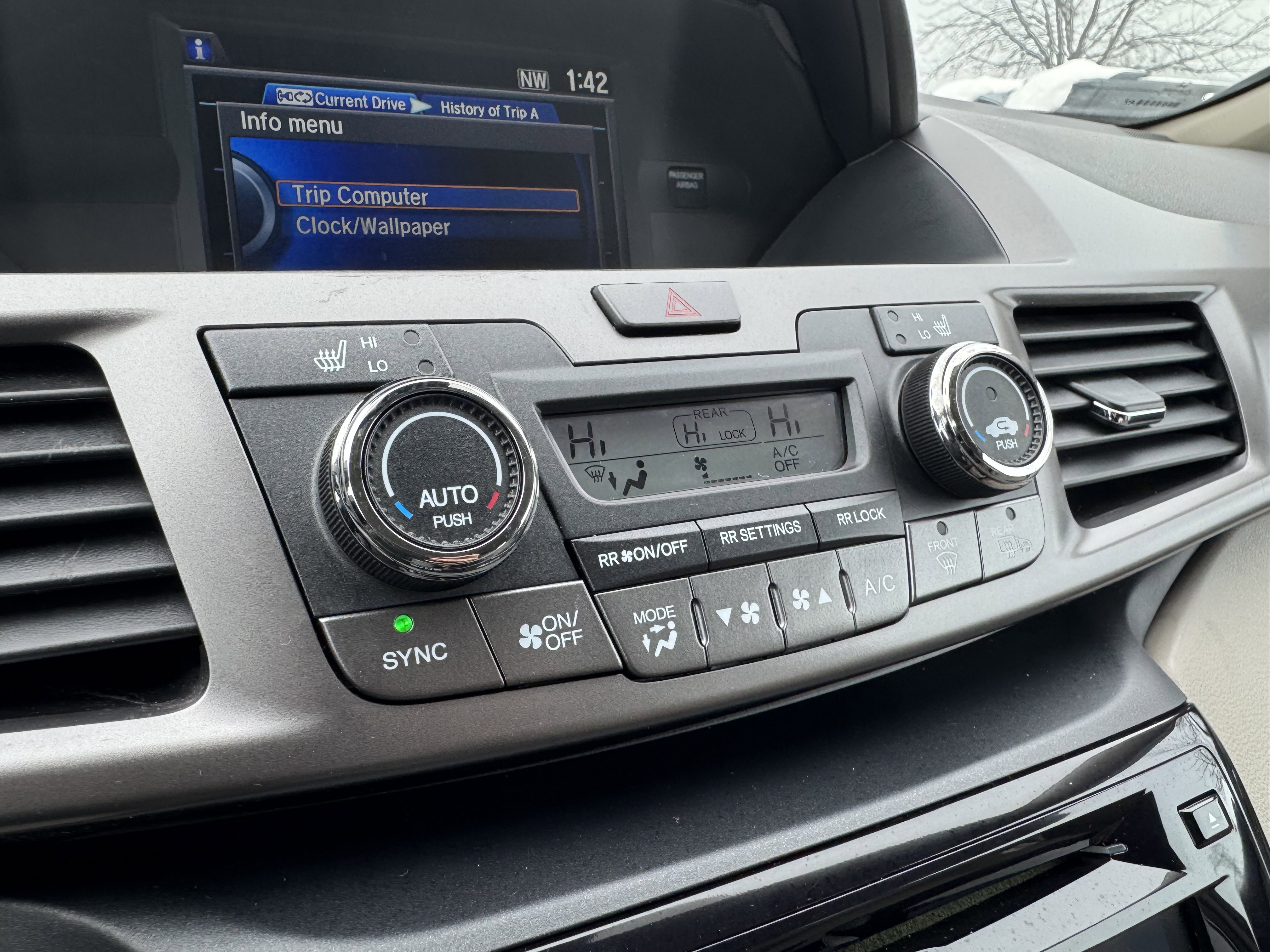 Used 2015 Honda Odyssey EX-L image 32