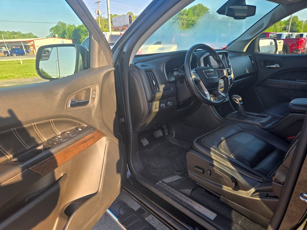 Used 2022 GMC Canyon Denali AWD/4WD image 6