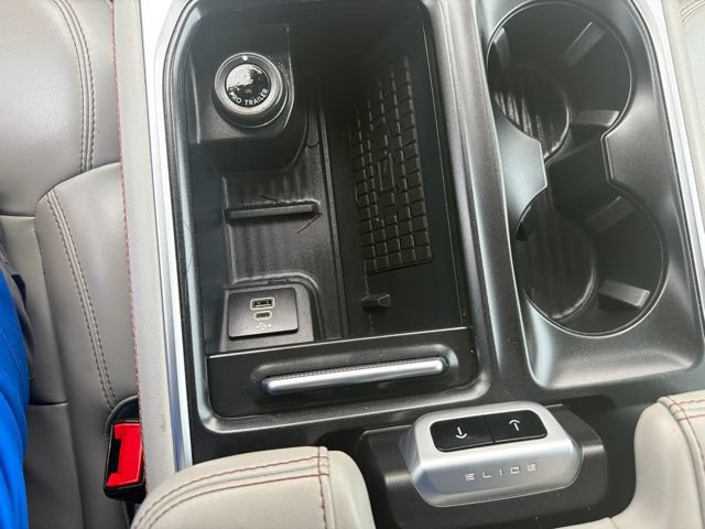Used 2025 Ford Expedition Active AWD/4WD image 53