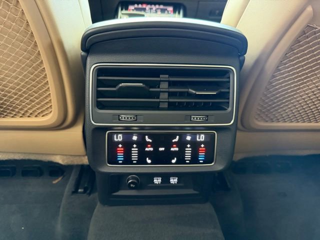 Used 2019 Audi Q8 Prestige image 22