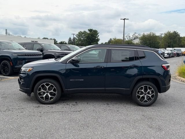 New 2026 Jeep Compass Limited AWD/4WD image 4