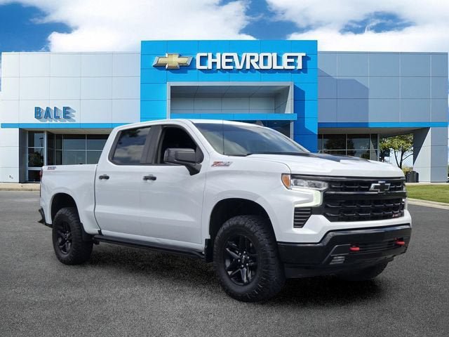 Used 2024 Chevrolet Silverado 1500 LT Trail Boss w/ Protection Package AWD/4WD image 1