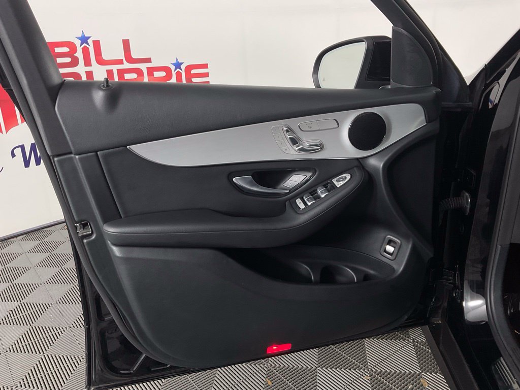 Used 2022 Mercedes-Benz GLC 300 image 12