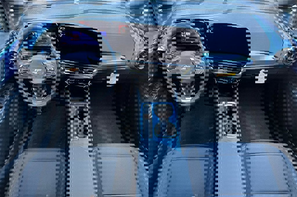 New 2026 Chevrolet Equinox EV LT image 13