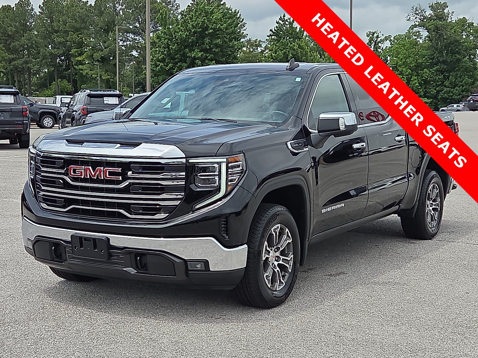 Used 2024 GMC Sierra 1500 SLT AWD/4WD image 2