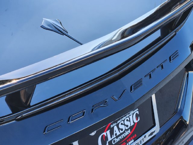 Used 2025 Chevrolet Corvette Stingray Preferred Cpe w/ Z51 Performance Package RWD image 8