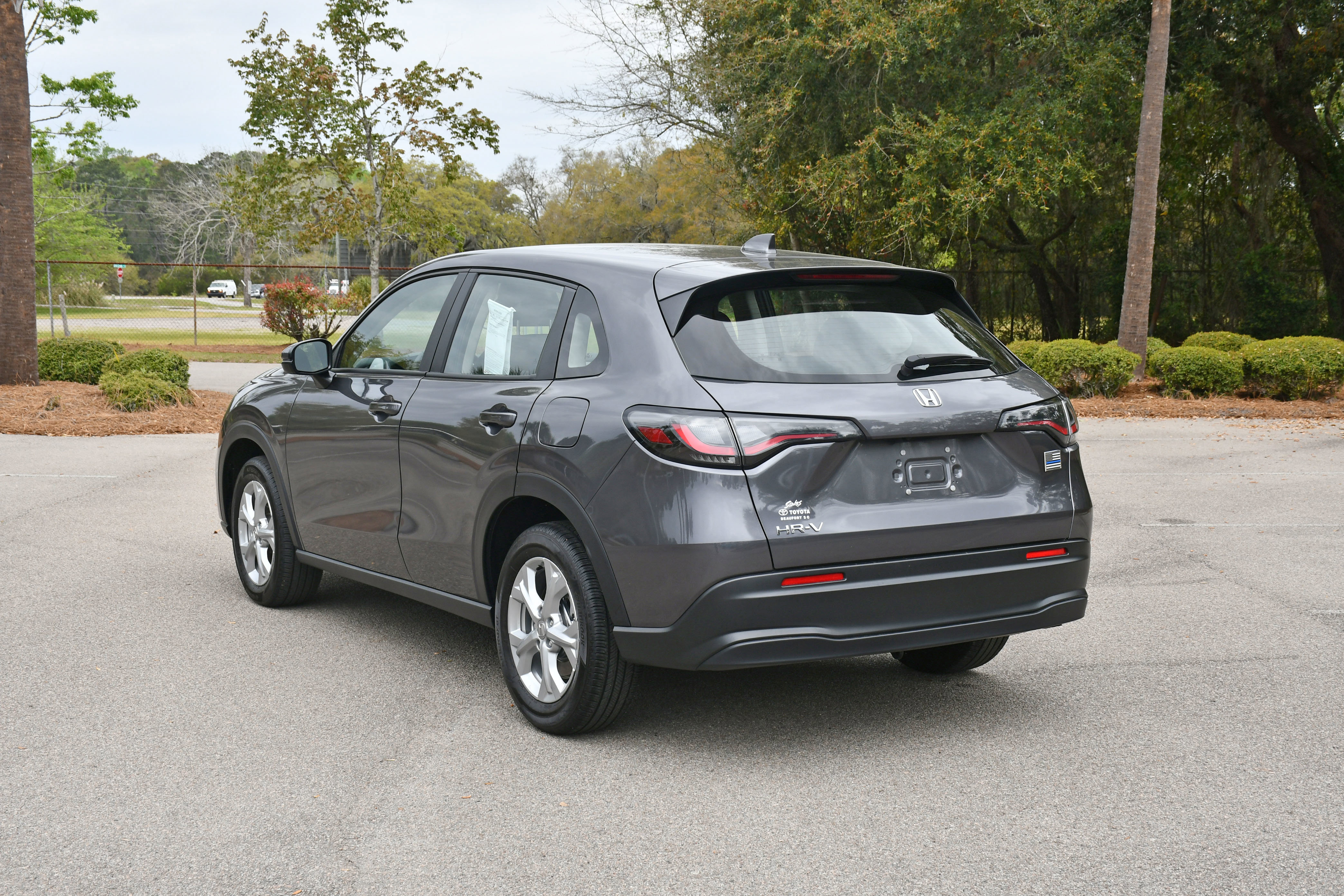 Used 2025 Honda HR-V LX image 4