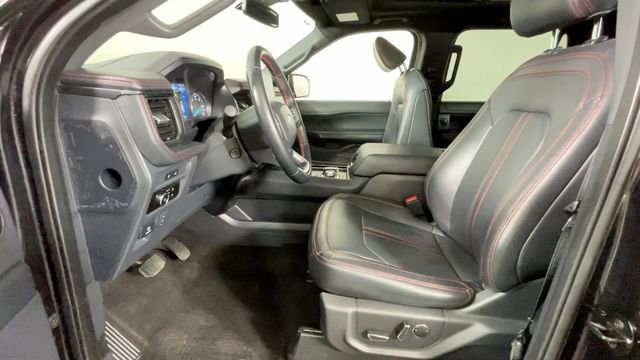 Used 2023 Ford Expedition Limited AWD/4WD image 18