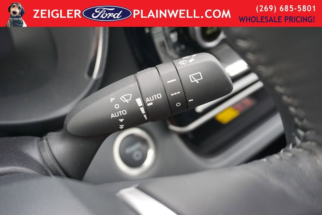 Used 2025 Toyota Highlander Platinum image 32