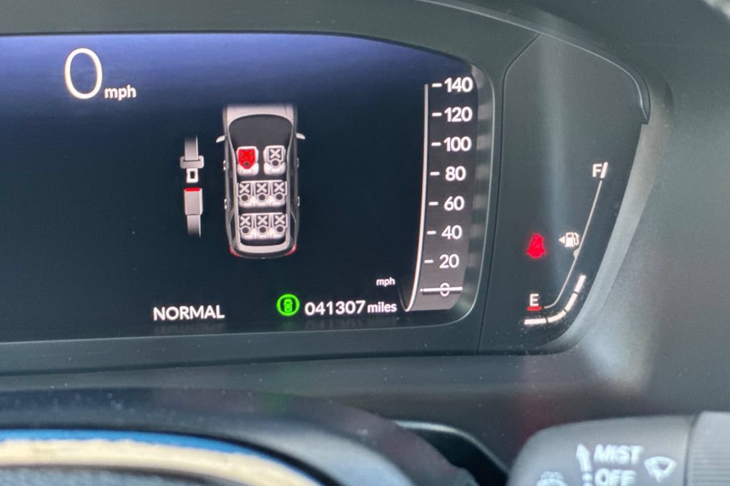 Certified 2023 Honda Pilot Elite image 34