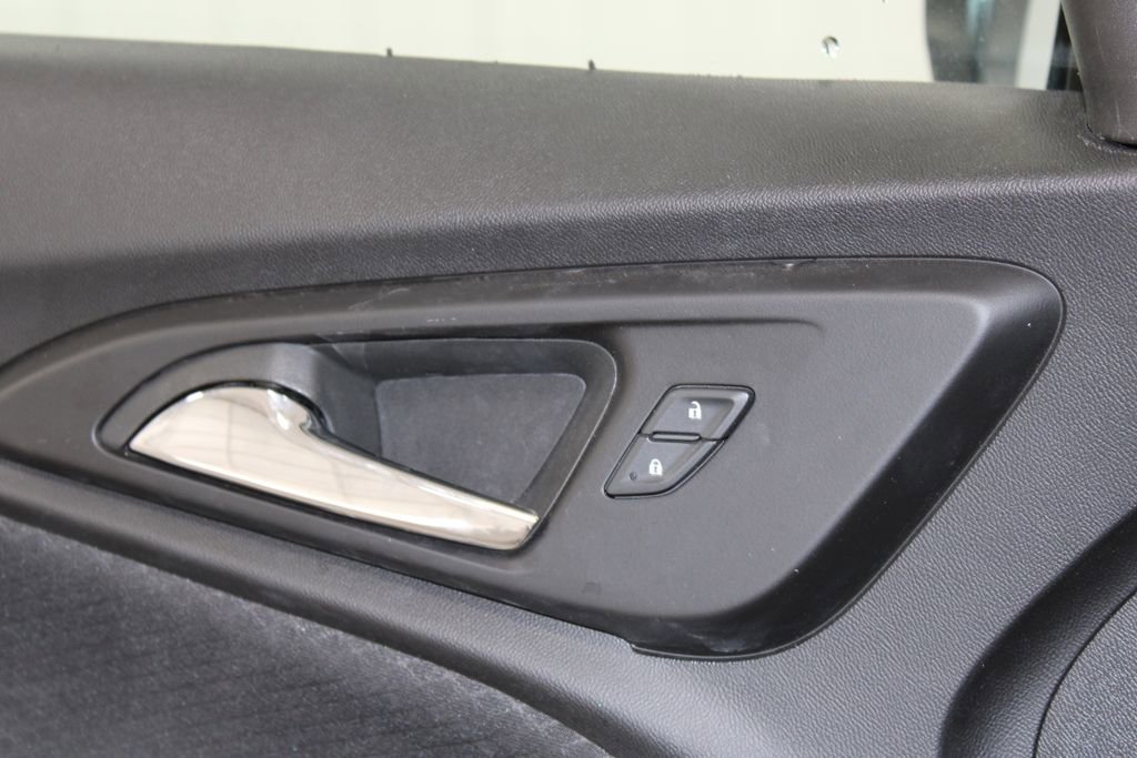 Used 2024 Chevrolet Malibu LT image 37