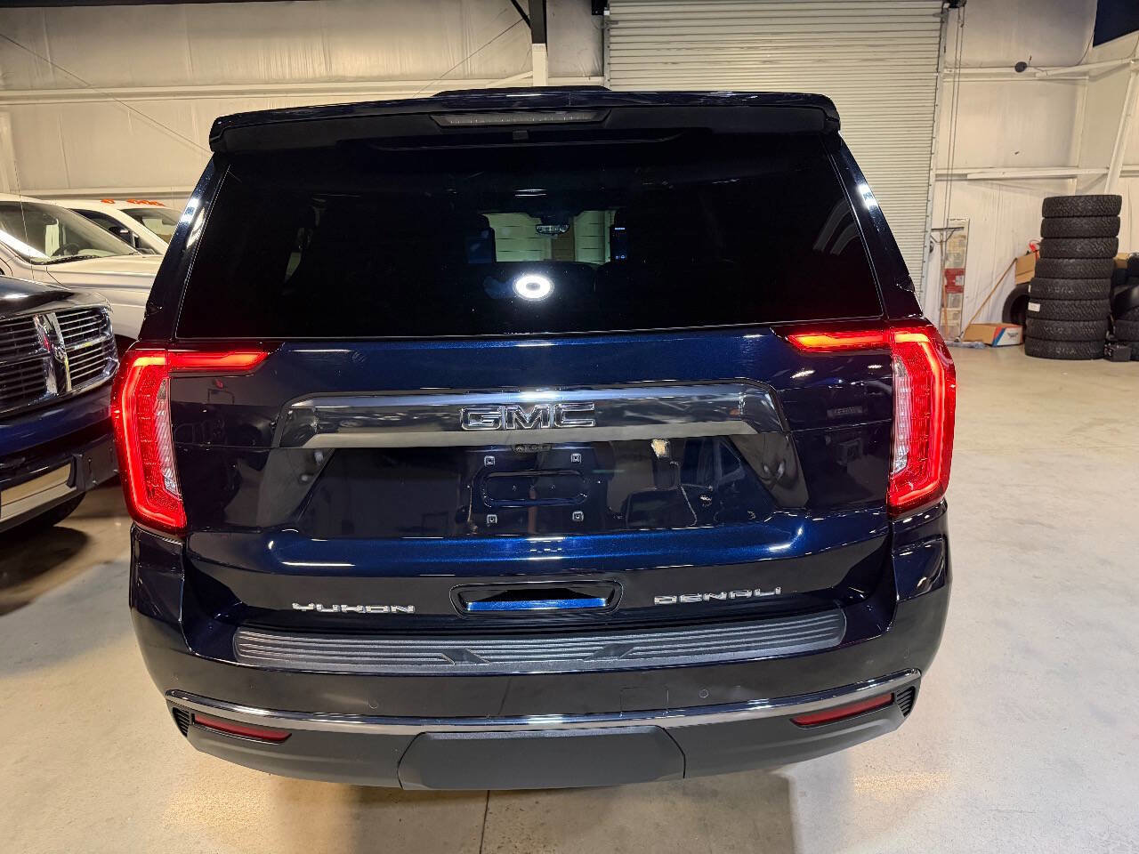 Used 2023 GMC Yukon XL Denali Ultimate image 20