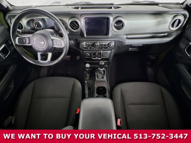 Used 2023 Jeep Wrangler Unlimited Sahara w/ Cold Weather Group AWD/4WD image 18
