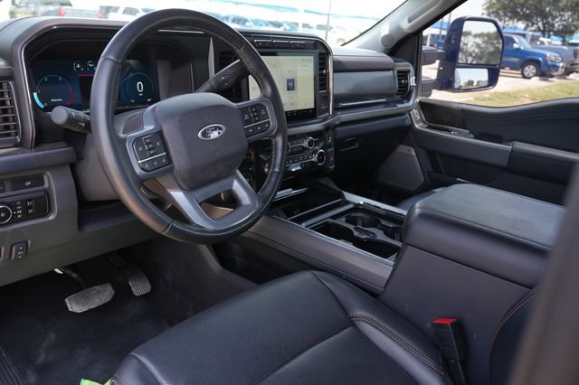 Used 2024 Ford F250 Lariat AWD/4WD image 10