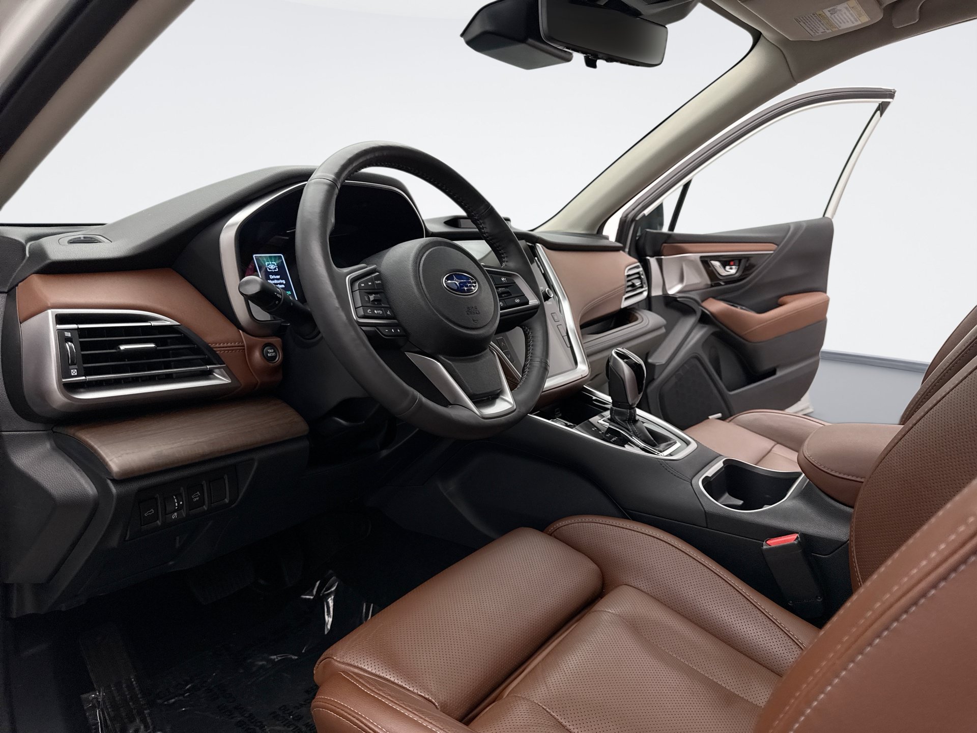 Used 2024 Subaru Outback Touring AWD/4WD image 10
